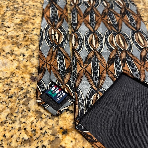 VALENTINO pietro Silk Handmade in Italy Mens Tie - Picture 5 of 6